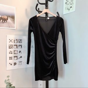 Mini Long Sleeve Velvet Bodycon Dress